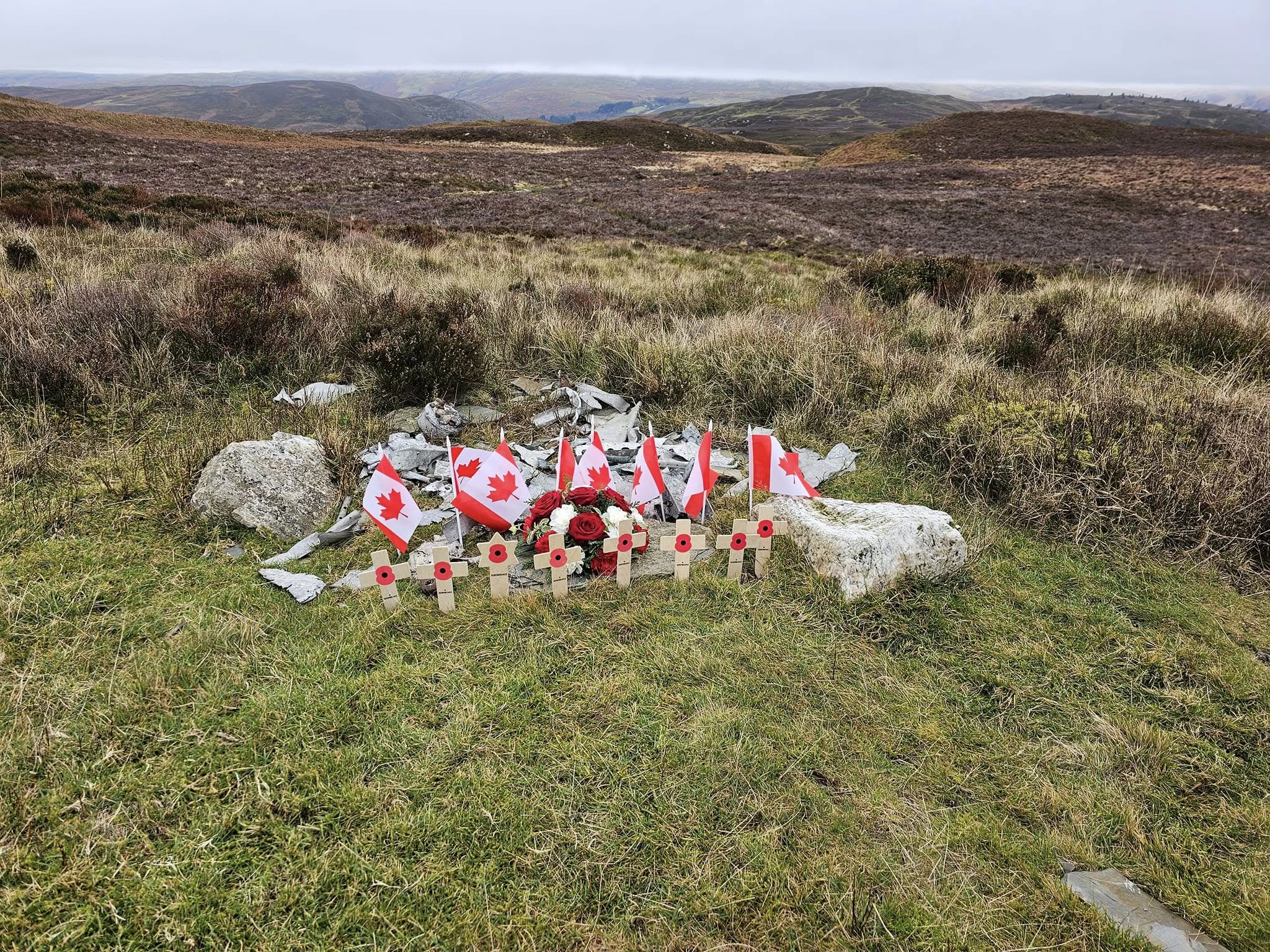 Halifax LL541 crash site memorial on Pen-y-bwlch